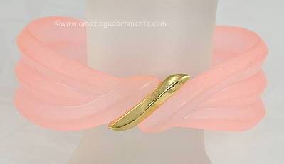 Chunky Unsigned Pink Plastic Ribbed Bangle Bracelet