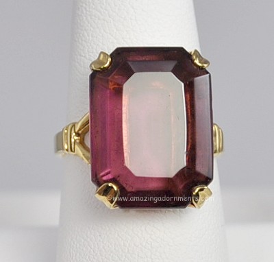 Sensational Signed AVON Ring with Square Cut Glass Stone Size 8