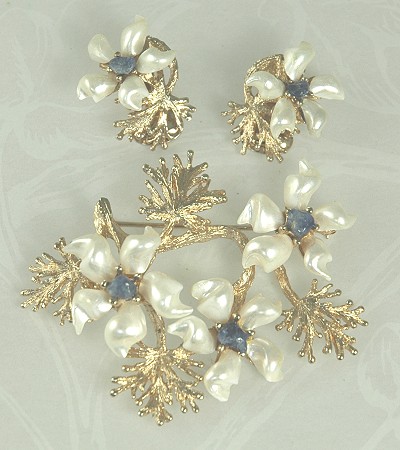 Vintage SWOBODA Pearl and Natural Stone Demi Parure