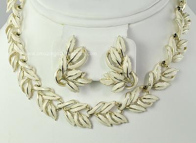 Vintage Signed CORO Enamel Leaves Necklace and Earring Demi- parure