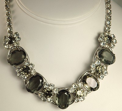 Luscious DeLIZZA and ELSTER Black Diamond and Clear Rhinestone Five Link Necklace