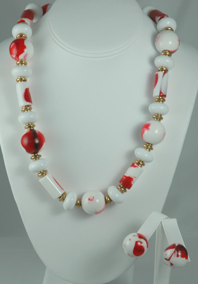 MIRIAM HASKELL Red and White Glazed Bead Demi