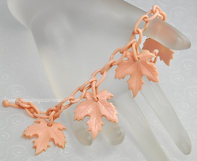 Vintage Pink Plastic Maple Leaf Motif Bracelet