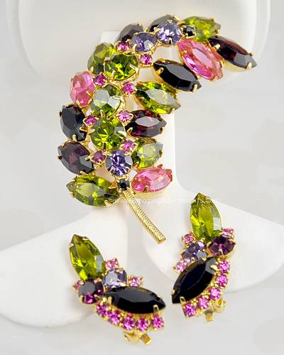 Resplendent Vintage DELIZZA and ELSTER Layered Rhinestone Brooch and Earring Set