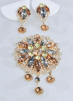 Ritzy Vintage Brooch and Earring Rhinestone and Filigree Set Set EMMONS