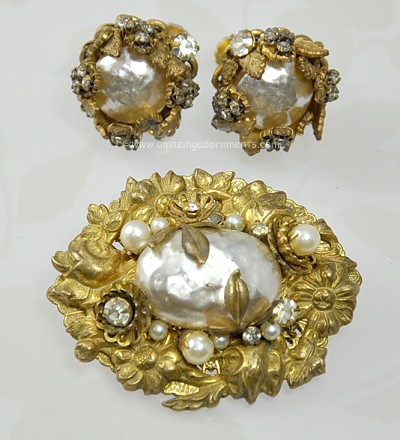 Exquisite Old Signed MIRIAM HASKELL Niki Pearl Brooch and Earring Set