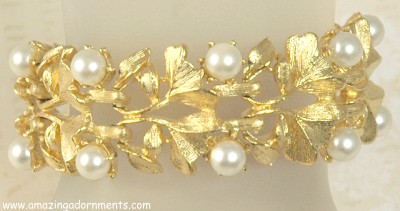 Graceful Vintage Signed PEGASUS CORO Bracelet with Faux Pearls